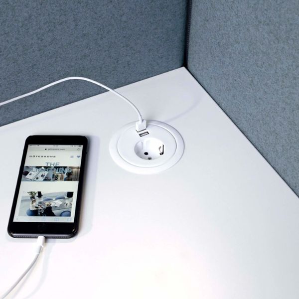 Kabelgennemføring Ø80 mm stik til bord m. 2 USB udtag